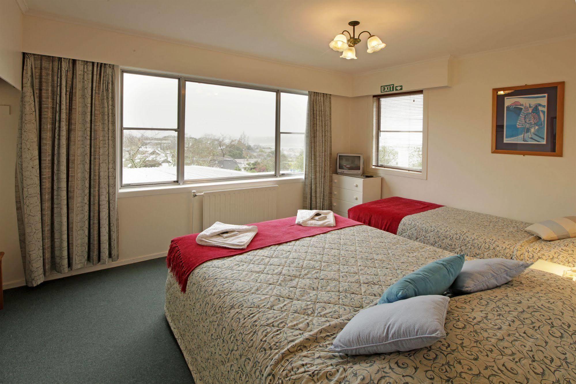 Chevron 4*