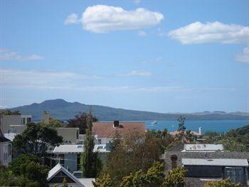 Chevron Bed & Breakfast Auckland