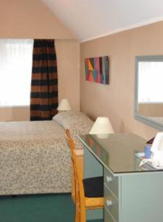 Chevron Bed & Breakfast