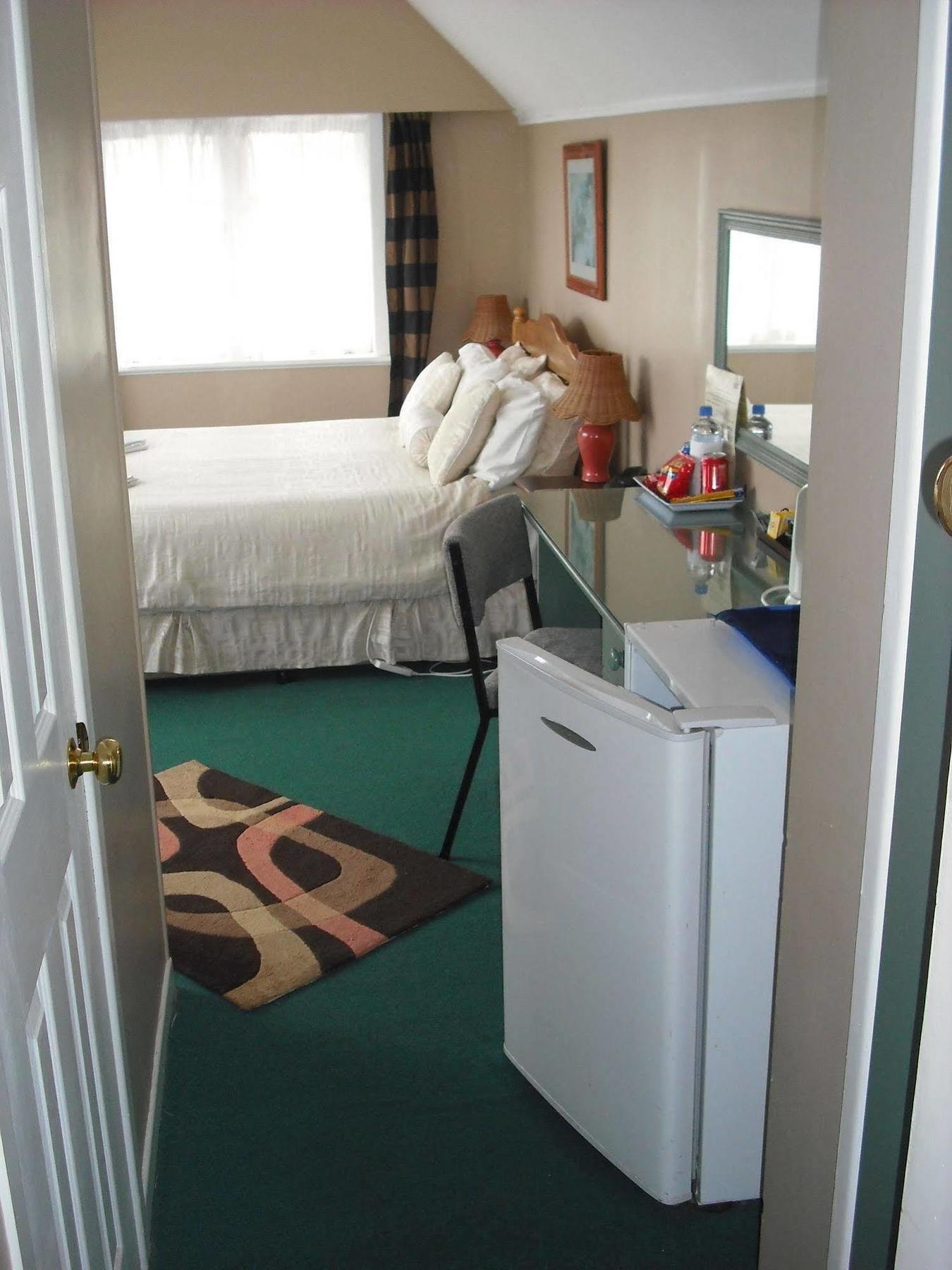 Chevron 4*